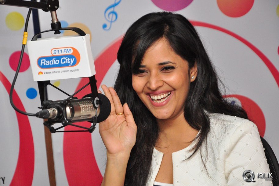Anasuya-at-Radio-City